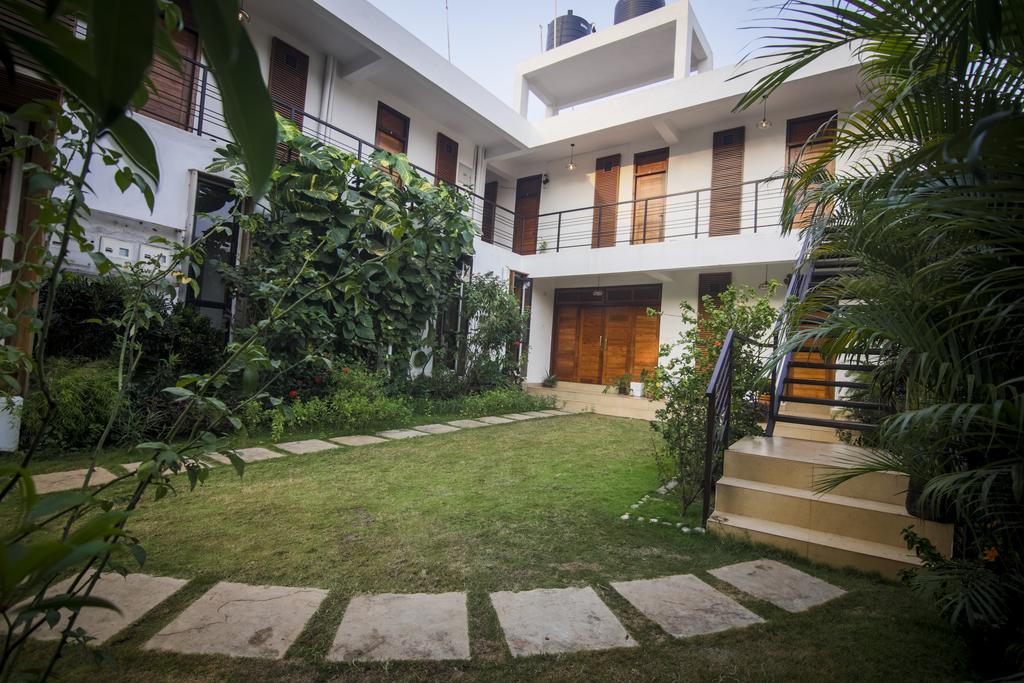 Casa Cubo By The Beach Bed & Breakfast Calangute Exterior photo